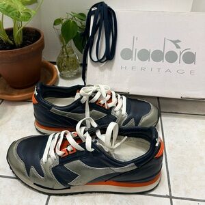 Diadora Sneaker Navy and Orange